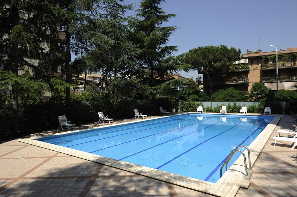 Residence Parco Salario Рим Екстер'єр фото