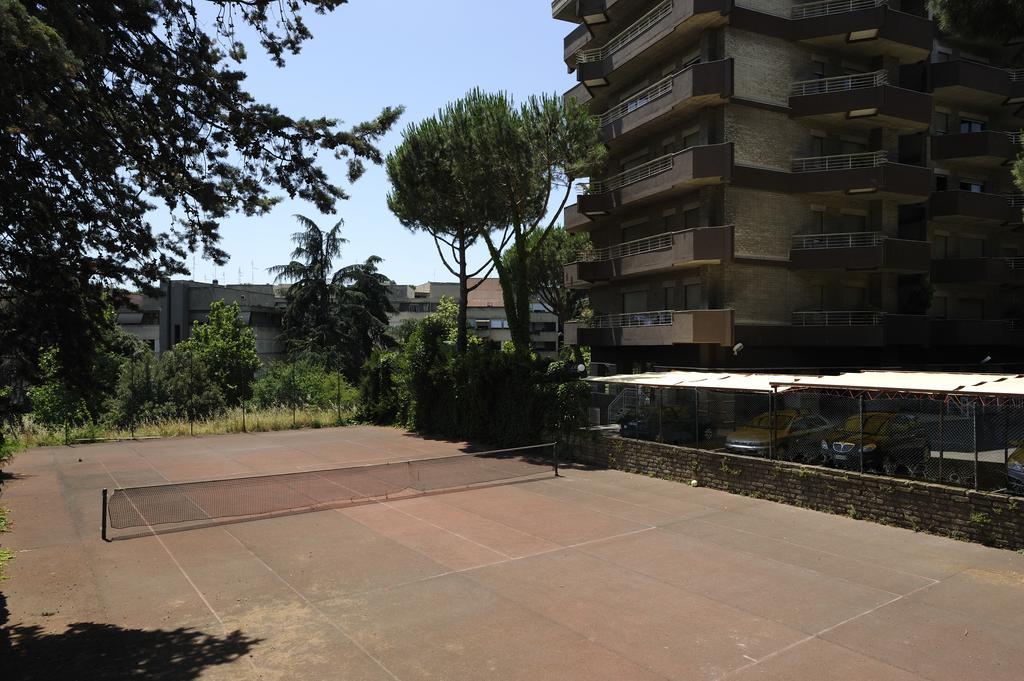 Residence Parco Salario Рим Екстер'єр фото