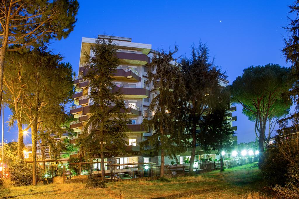 Residence Parco Salario Рим Екстер'єр фото